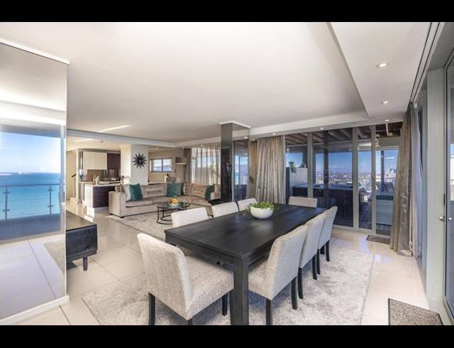 4 BEDROOM APARTMENT FOR SALE IN BLOUBERG BEACHFRONT